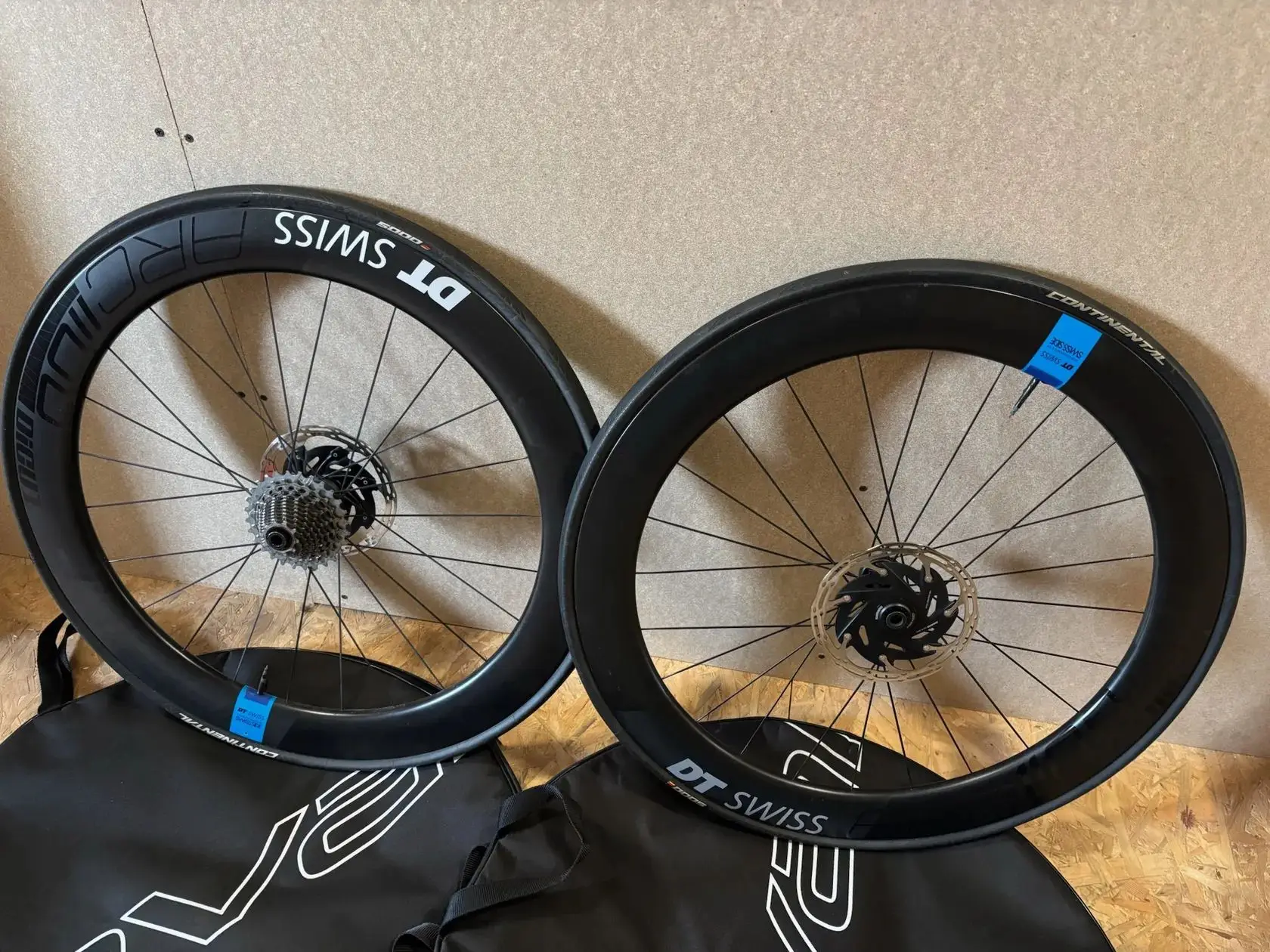 Prodám DT SWISS ARC 1100