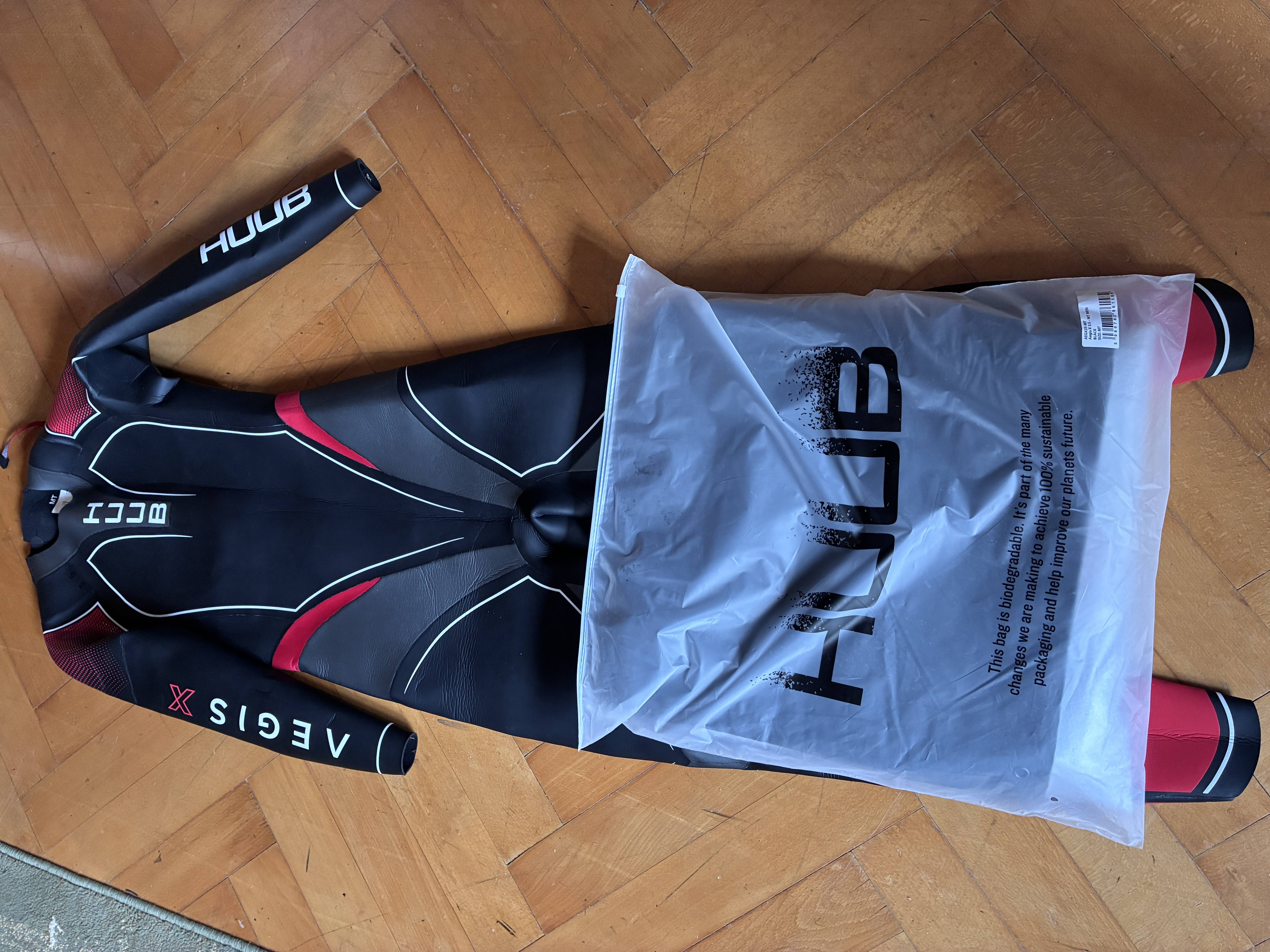 Aegis X Wetsuit - velikost MT - NOVÝ!